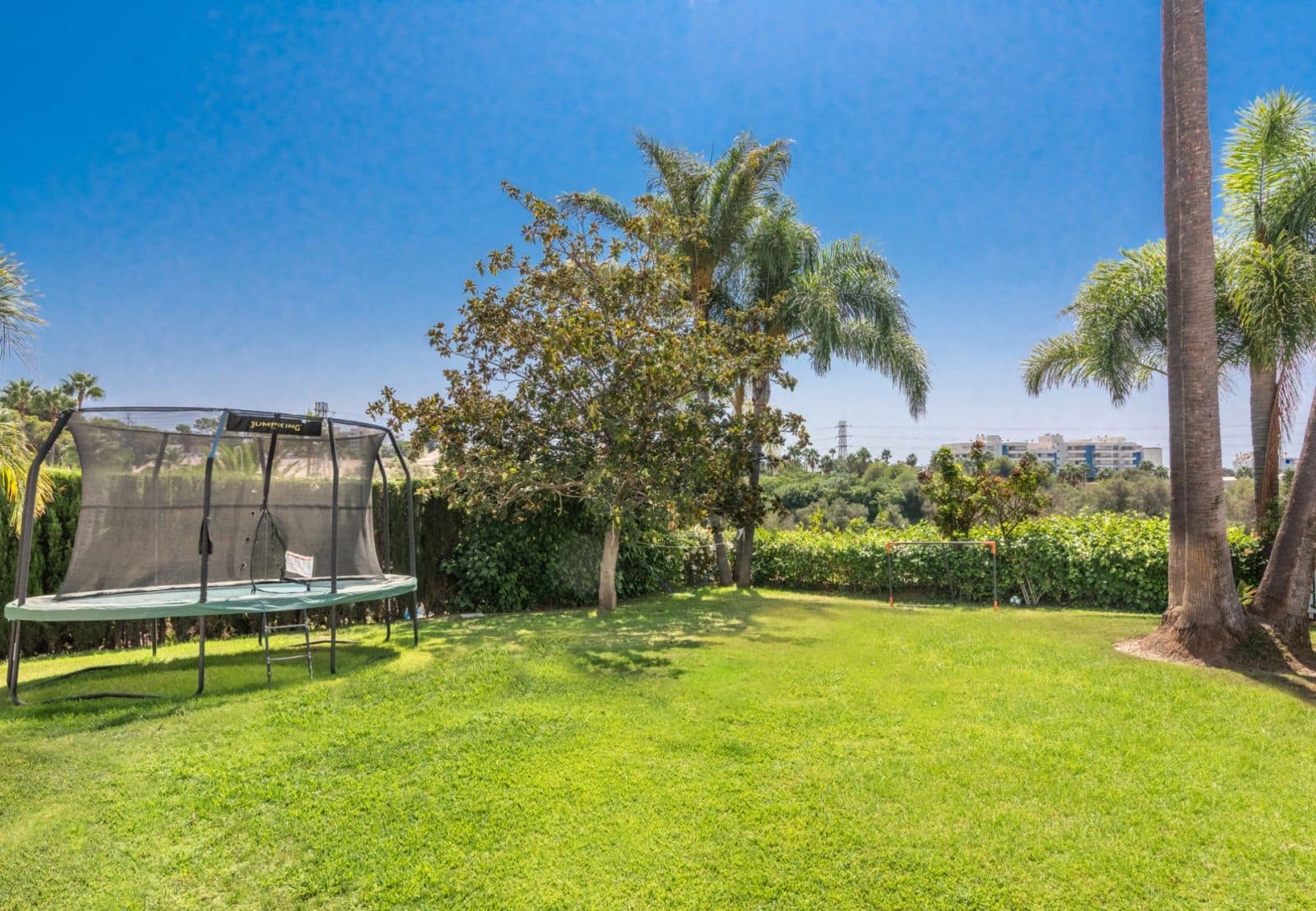 5 soveværelse Villa til salg i Marbella med swimmingpool - € 1.795.000 (Ref: 9701532)