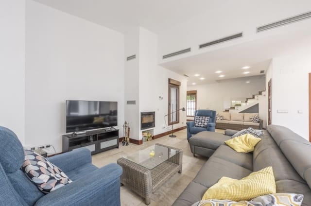 5 camera da letto Villa in vendita in San Pedro de Alcántara Pueblo, Marbella con piscina - 2.000.000 € (Rif: 9701533)