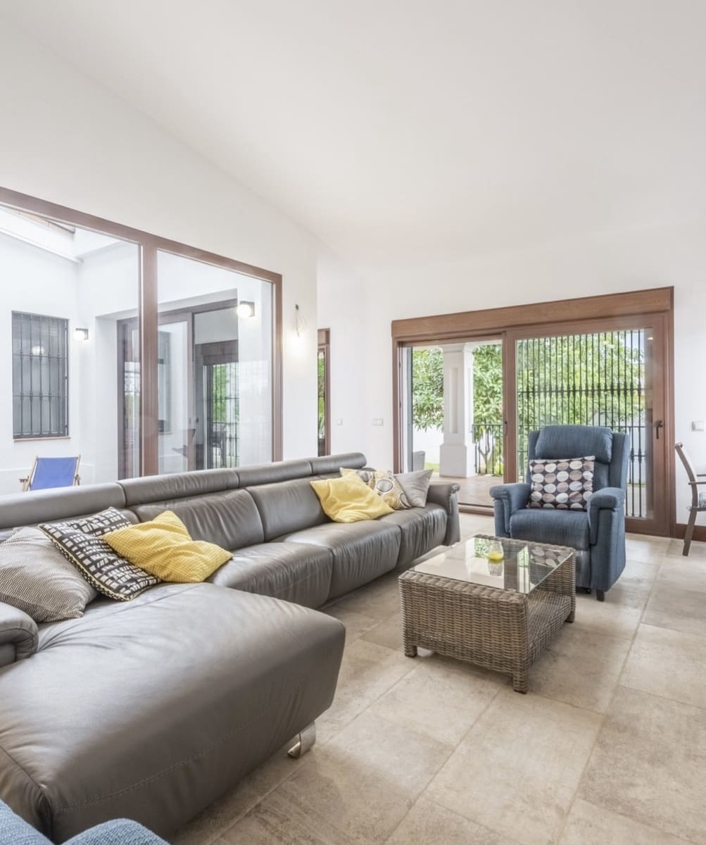 5 chambre Villa/Maison à vendre à San Pedro de Alcantara avec piscine - 2 000 000 € (Ref: 9701533)