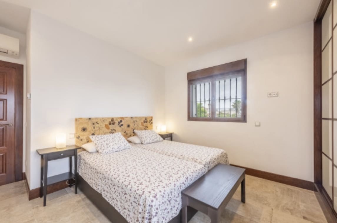 5 chambre Villa/Maison à vendre à San Pedro de Alcantara avec piscine - 2 000 000 € (Ref: 9701533)