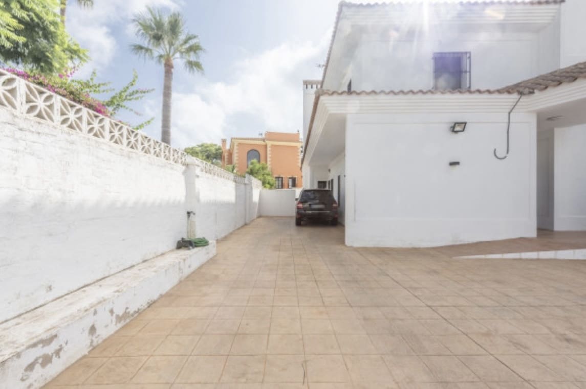 5 chambre Villa/Maison à vendre à San Pedro de Alcantara avec piscine - 2 000 000 € (Ref: 9701533)