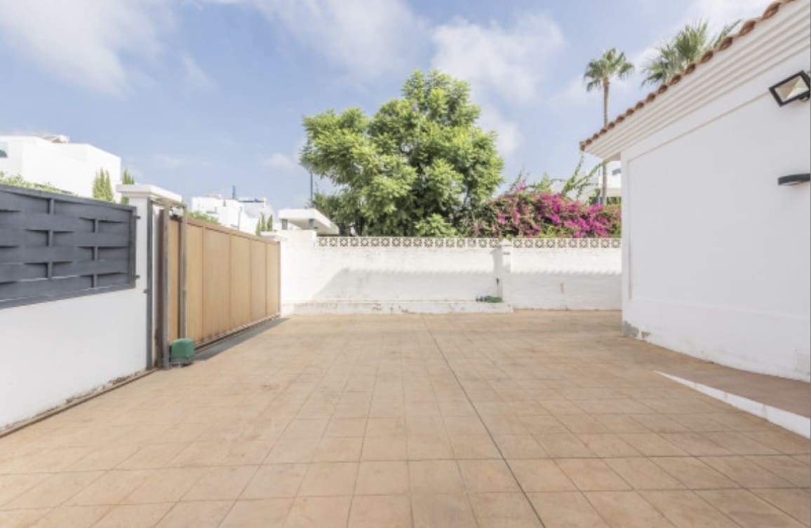 5 chambre Villa/Maison à vendre à San Pedro de Alcantara avec piscine - 2 000 000 € (Ref: 9701533)