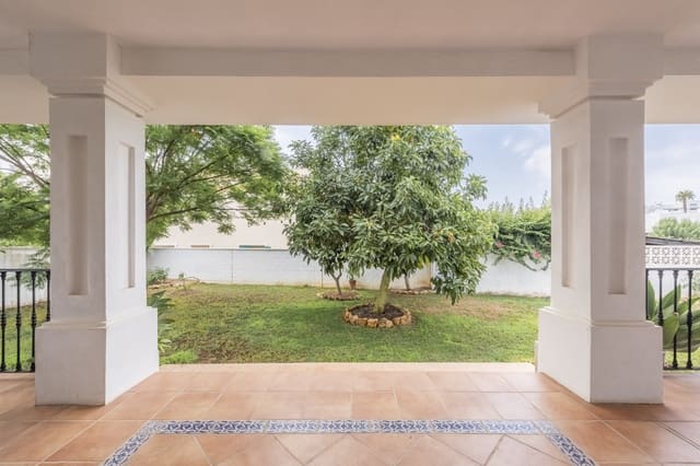 5 camera da letto Villa in vendita in San Pedro de Alcántara Pueblo, Marbella con piscina - 2.000.000 € (Rif: 9701533)