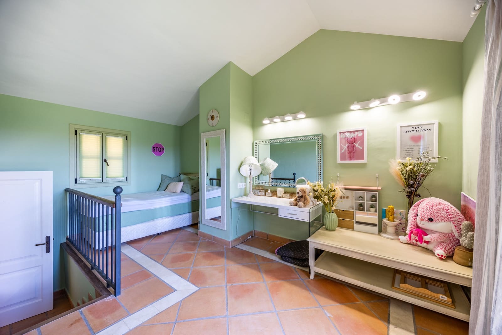 3 soveværelse Byhus til salg i Sotogrande med swimmingpool - € 750.000 (Ref: 9701534)