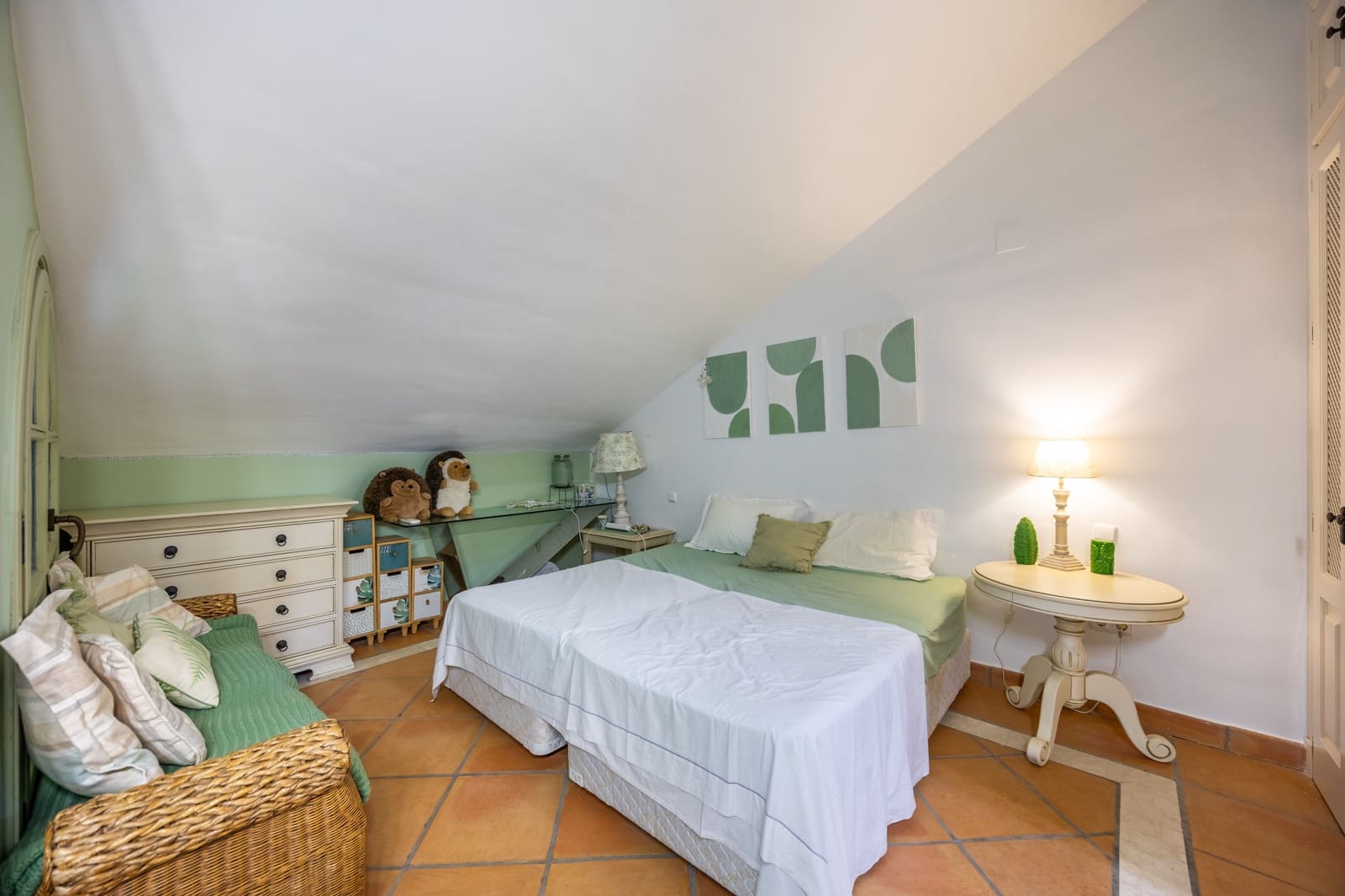 3 soveværelse Byhus til salg i Sotogrande med swimmingpool - € 750.000 (Ref: 9701534)