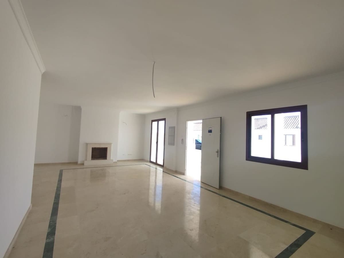 3 quarto Casa em Banda para venda em Bahia de Casares - 499 000 € (Ref: 9701536)