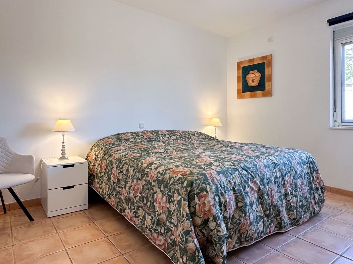 4 slaapkamer Villa te koop in Estepona met zwembad garage - € 899.000 (Ref: 9701537)