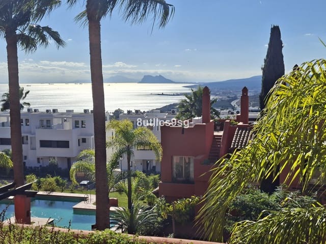 2 soveværelse Byhus til salg i Manilva Pueblo, Manilva med swimmingpool - € 479.000 (Ref: 9701538)