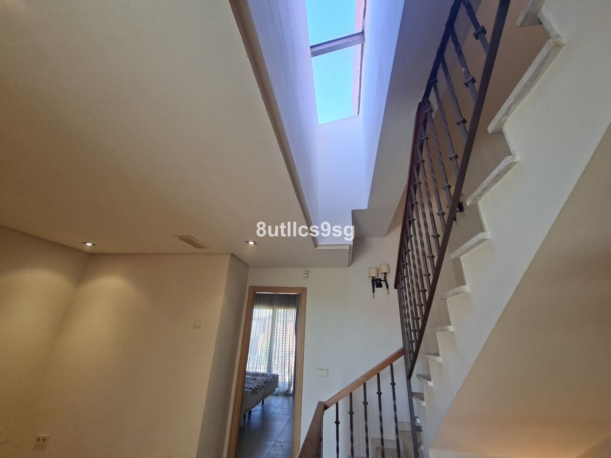 2 soveværelse Byhus til salg i Manilva med swimmingpool - € 479.000 (Ref: 9701538)