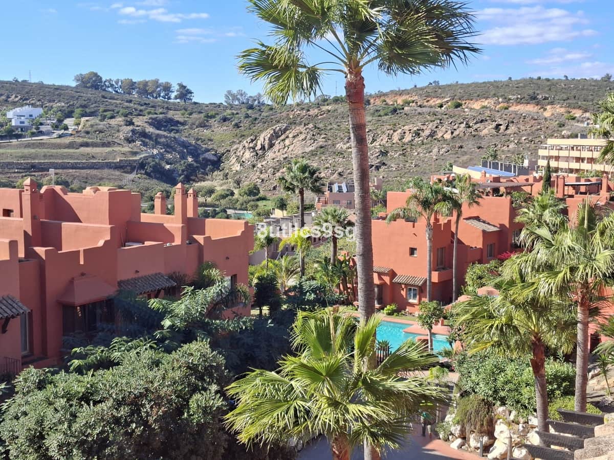 2 soveværelse Byhus til salg i Manilva med swimmingpool - € 479.000 (Ref: 9701538)