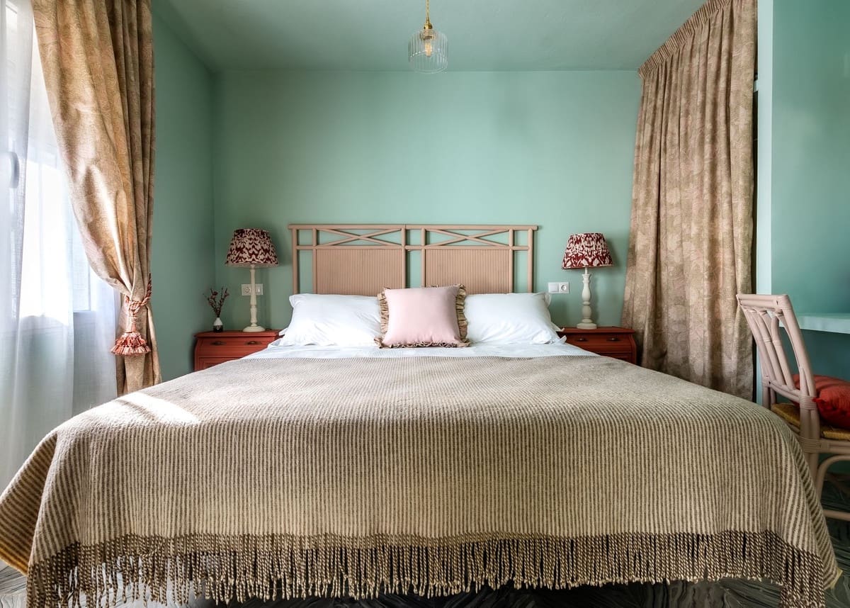 Casa de 4 habitaciones en San Pedro de Alcantara en venta con piscina - 590.000 € (Ref: 9701539)