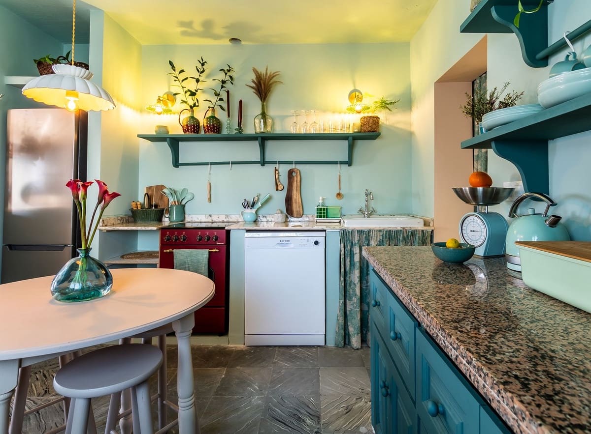 4 bedroom Townhouse for sale in San Pedro de Alcantara with pool - € 599,000 (Ref: 9701539)