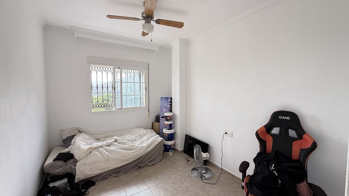 5 bedroom Villa for sale in Alhaurin de la Torre with pool - € 695,000 (Ref: 9701541)