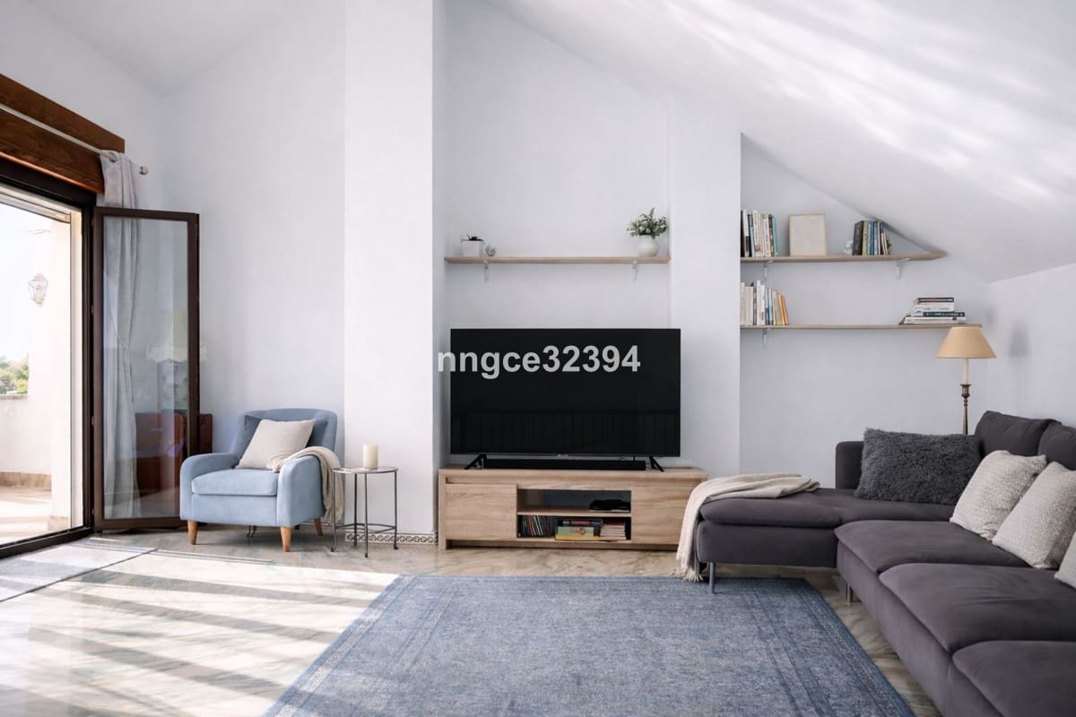 4 soveværelse Semi-Rækkehus til salg i Manilva med swimmingpool garage - € 549.900 (Ref: 9701542)
