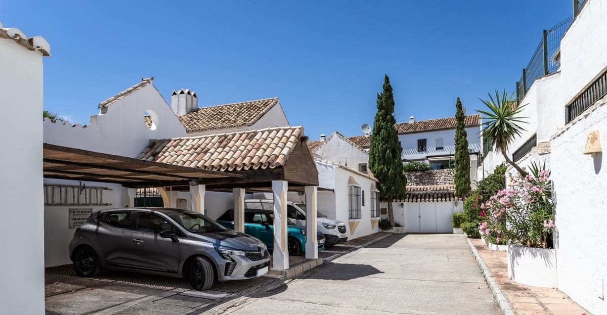 2 soverom Hus til salgs i Mijas Golf med svømmebasseng - € 395 000 (Ref: 9701543)