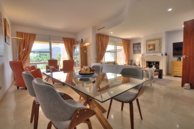 3 makuuhuone Omakotitalo myytävänä paikassa La Cala Golf, Mijas mukana uima-altaan 
autotalli - 630 000 € (Ref: 9701545)