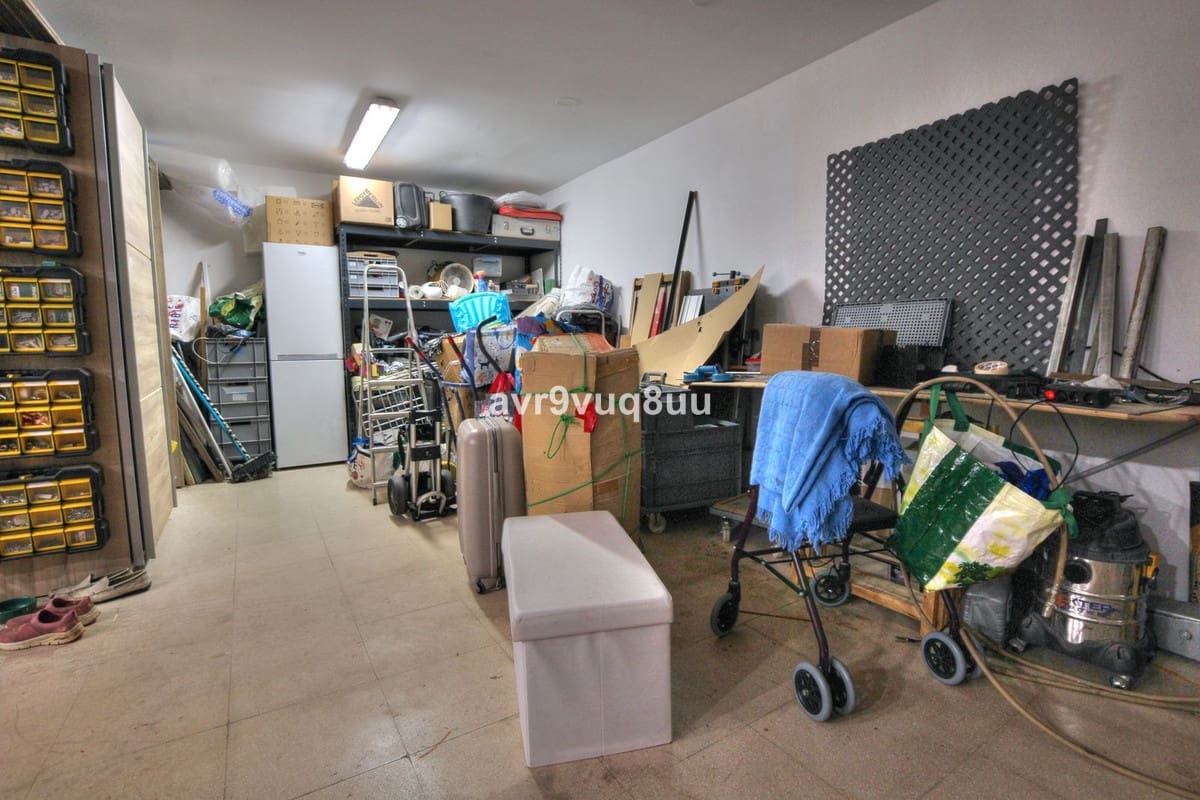 3 soveværelse Byhus til salg i La Cala Golf med swimmingpool garage - € 630.000 (Ref: 9701545)