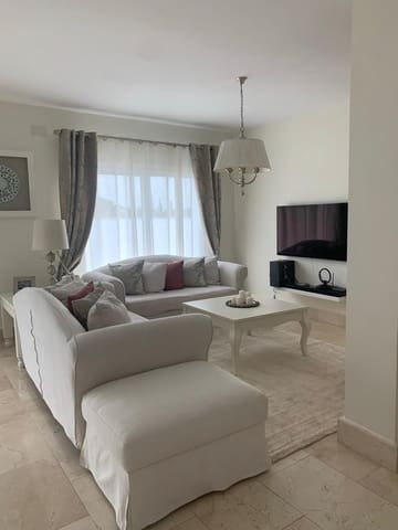 5 makuuhuone Huvila myytävänä paikassa San Roque Pueblo, San Roque mukana uima-altaan - 690 000 € (Ref: 9701547)