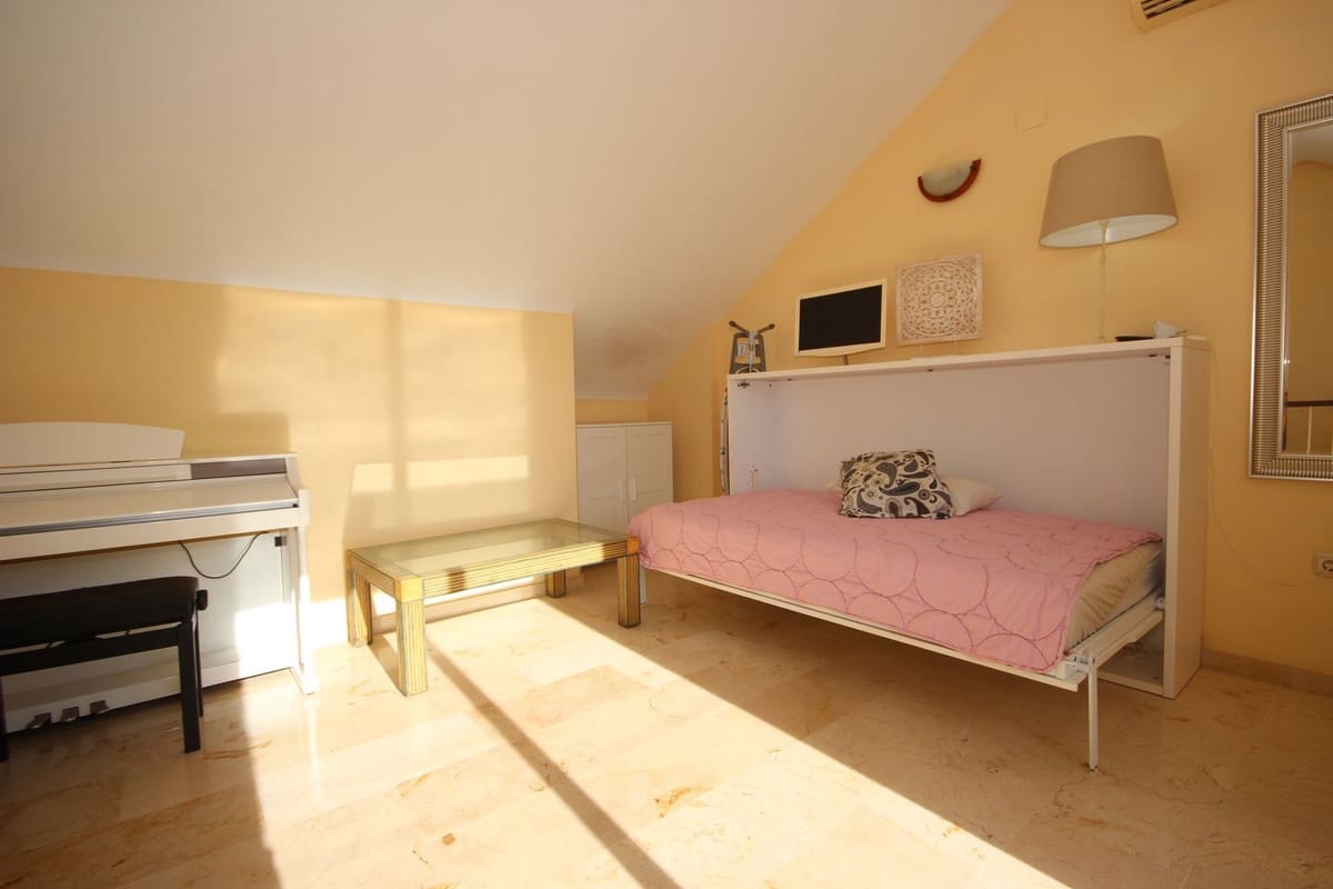 4 camera da letto Casa in vendita in El Rosario con piscina garage - 579.000 € (Rif: 9701548)