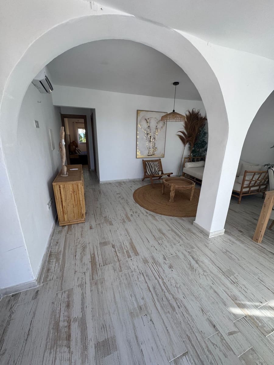 Pareado de 3 habitaciones en El Faro en venta con piscina - 379.000 € (Ref: 9701549)