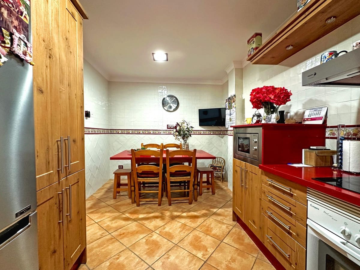 3 Zimmer Haus zu verkaufen in Estepona - 579.000 € (Ref: 9701550)