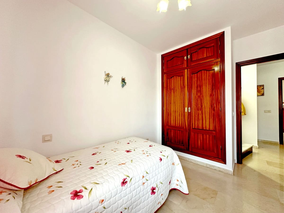 3 Zimmer Haus zu verkaufen in Estepona - 539.900 € (Ref: 9701550)