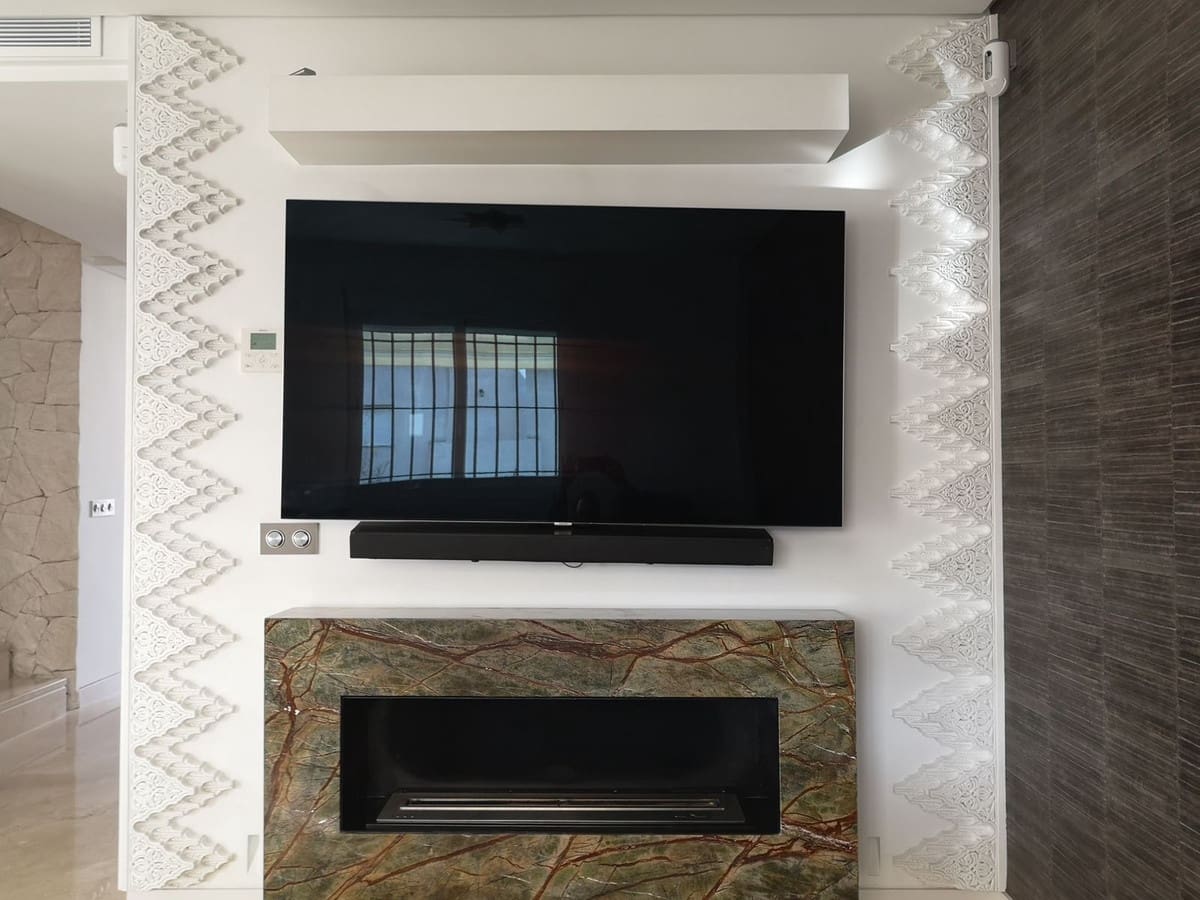 Pareado de 4 habitaciones en Estepona en venta con piscina garaje - 595.000 € (Ref: 9701554)