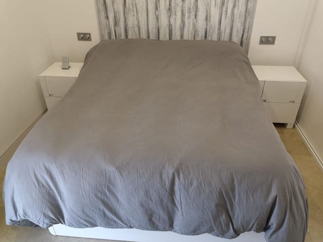 Pareado de 4 habitaciones en Centro, Estepona en venta con piscina garaje - 595.000 € (Ref: 9701554)