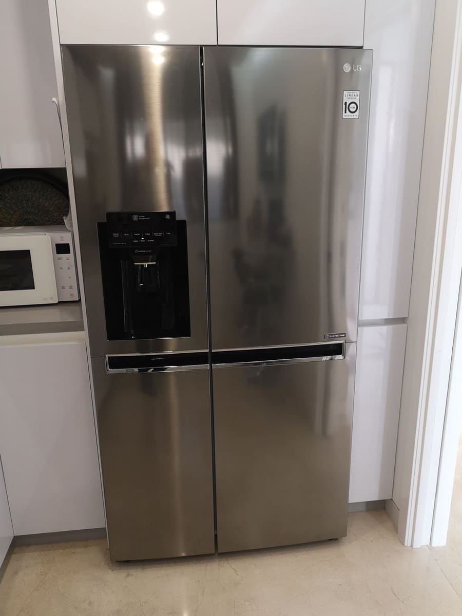 Pareado de 4 habitaciones en Estepona en venta con piscina garaje - 595.000 € (Ref: 9701554)