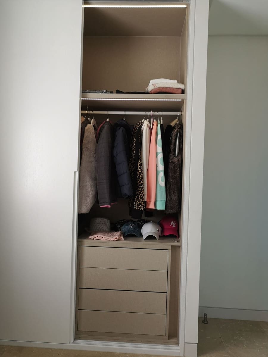 Pareado de 4 habitaciones en Estepona en venta con piscina garaje - 595.000 € (Ref: 9701554)