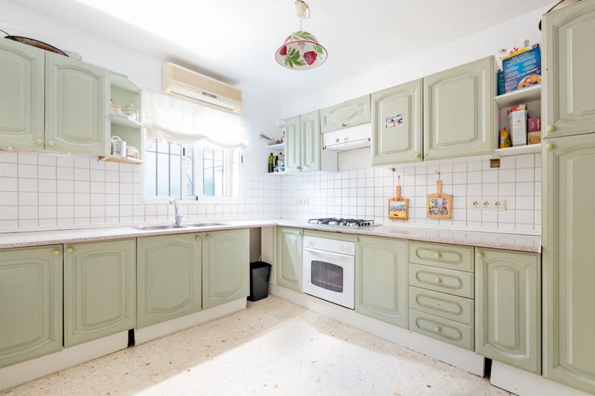 3 chambre Finca/Maison de Campagne à vendre à El Padron avec piscine garage - 695 000 € (Ref: 9701565)