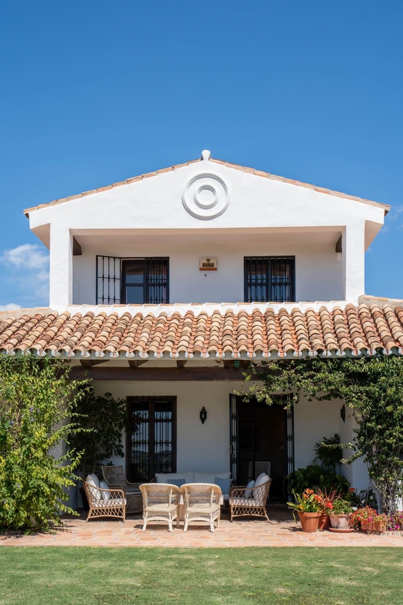 4 Zimmer Villa zu verkaufen in Mijas Costa mit Pool - 1.650.000 € (Ref: 9704997)