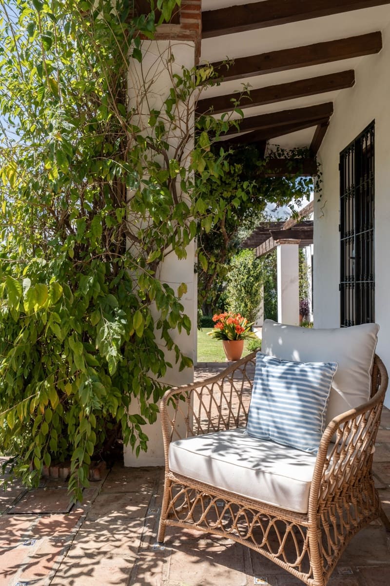 4 Zimmer Villa zu verkaufen in Mijas Costa mit Pool - 1.650.000 € (Ref: 9704997)