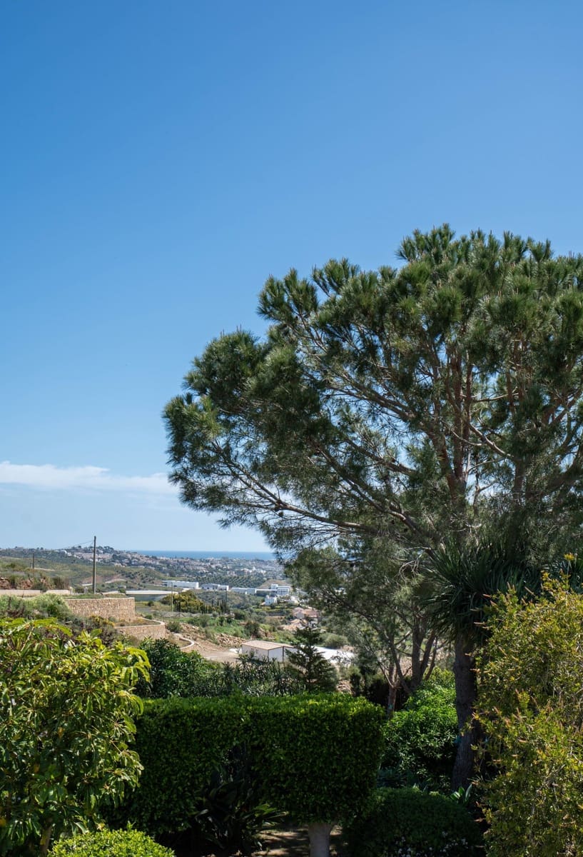 4 Zimmer Villa zu verkaufen in Mijas Costa mit Pool - 1.650.000 € (Ref: 9704997)