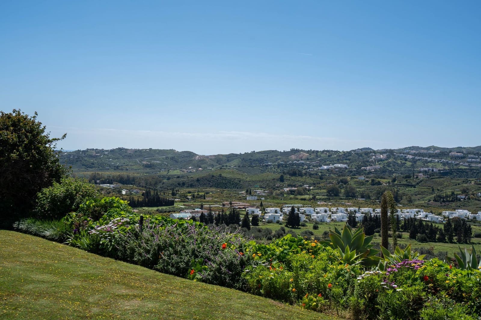 4 Zimmer Villa zu verkaufen in Mijas Costa mit Pool - 1.650.000 € (Ref: 9704997)