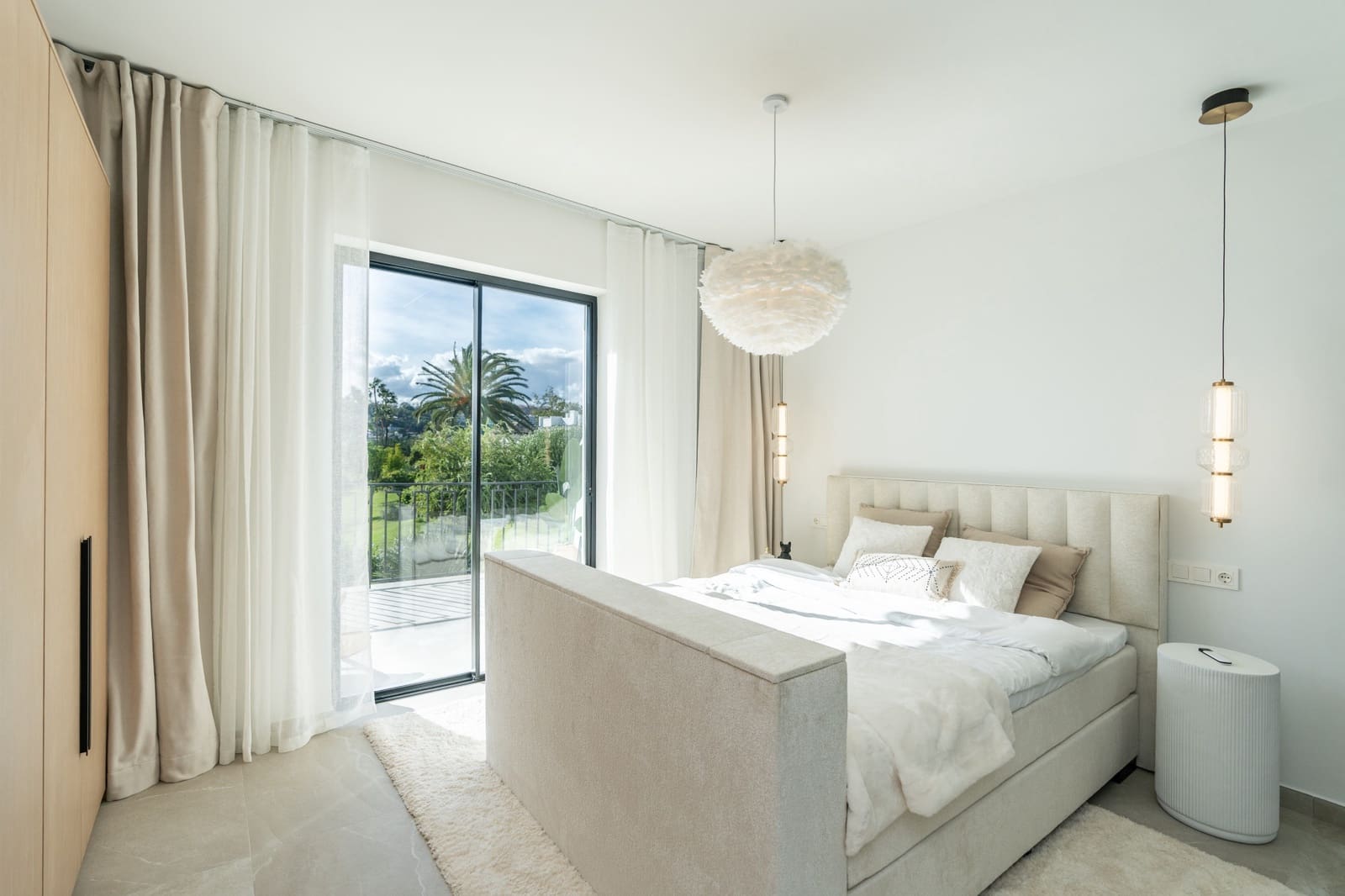 4 bedroom Townhouse for sale in Nueva Andalucia with pool - € 1,499,000 (Ref: 9705003)