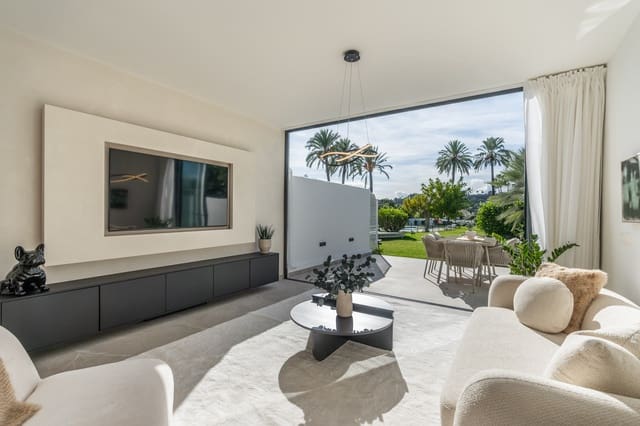 4 sovrum Hus till salu i La Dama de Noche - La Alzambra, Marbella med pool - 1 499 000 € (Ref: 9705003)