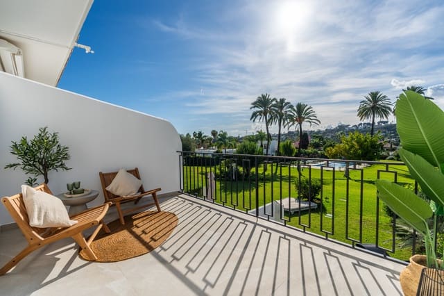 4 sovrum Hus till salu i La Dama de Noche - La Alzambra, Marbella med pool - 1 499 000 € (Ref: 9705003)