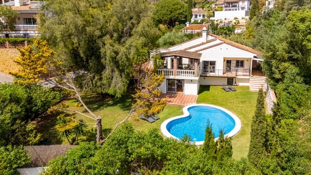 4 slaapkamer Villa te koop in Marbella met zwembad - € 1.290.000 (Ref: 9705005)