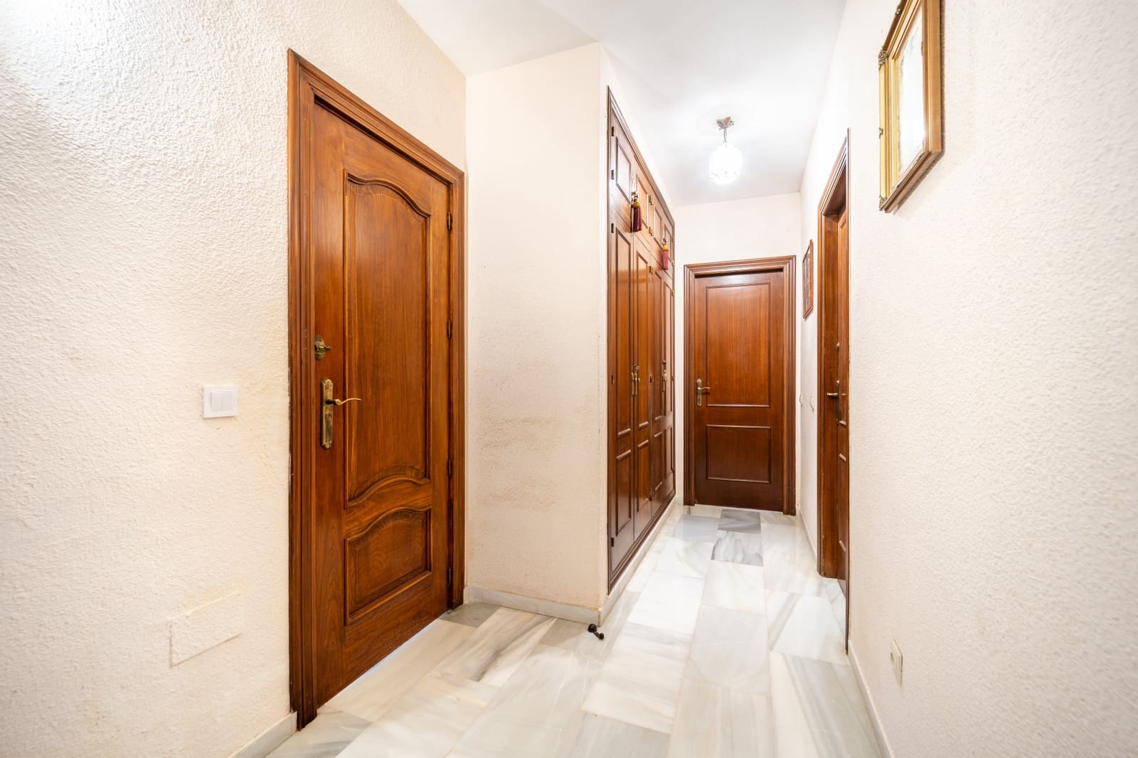 4 slaapkamer Villa te koop in Marbella met zwembad - € 1.290.000 (Ref: 9705005)