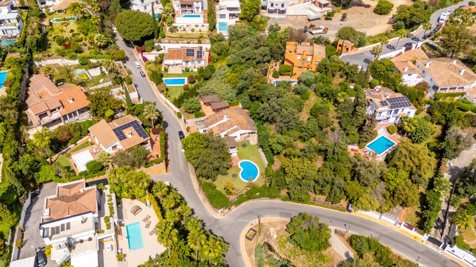 4 slaapkamer Villa te koop in Marbella met zwembad - € 1.290.000 (Ref: 9705005)