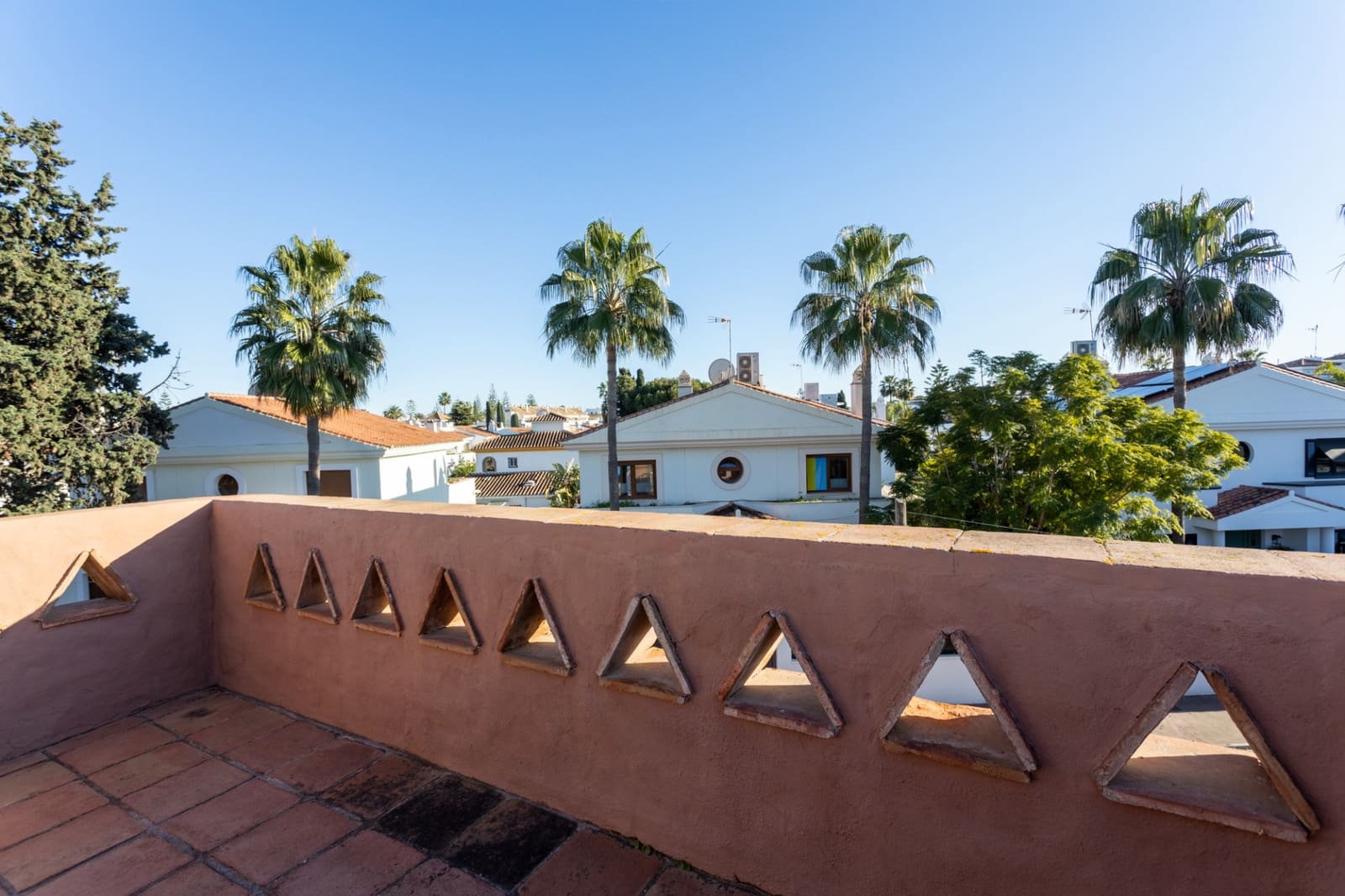 4 makuuhuone Huvila myytävänä paikassa San Pedro de Alcantara - 1 550 000 € (Ref: 9705007)