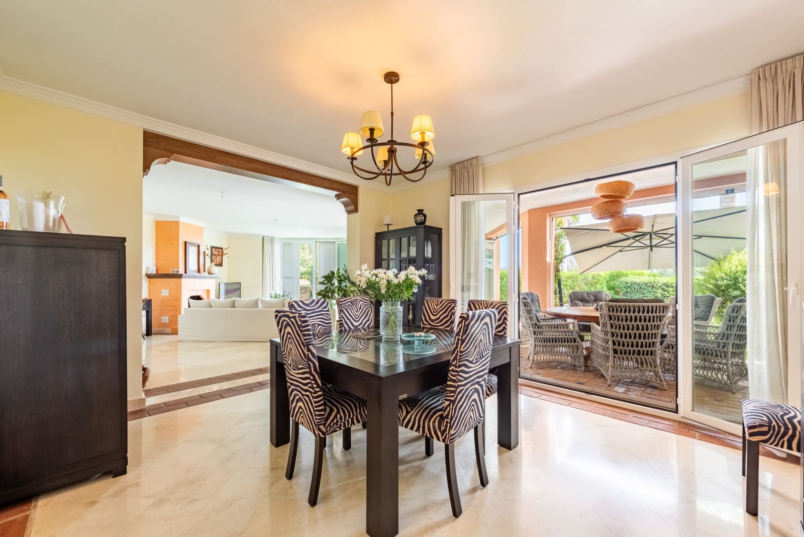 5 chambre Villa/Maison à vendre à Casares avec piscine - 1 595 000 € (Ref: 9705008)