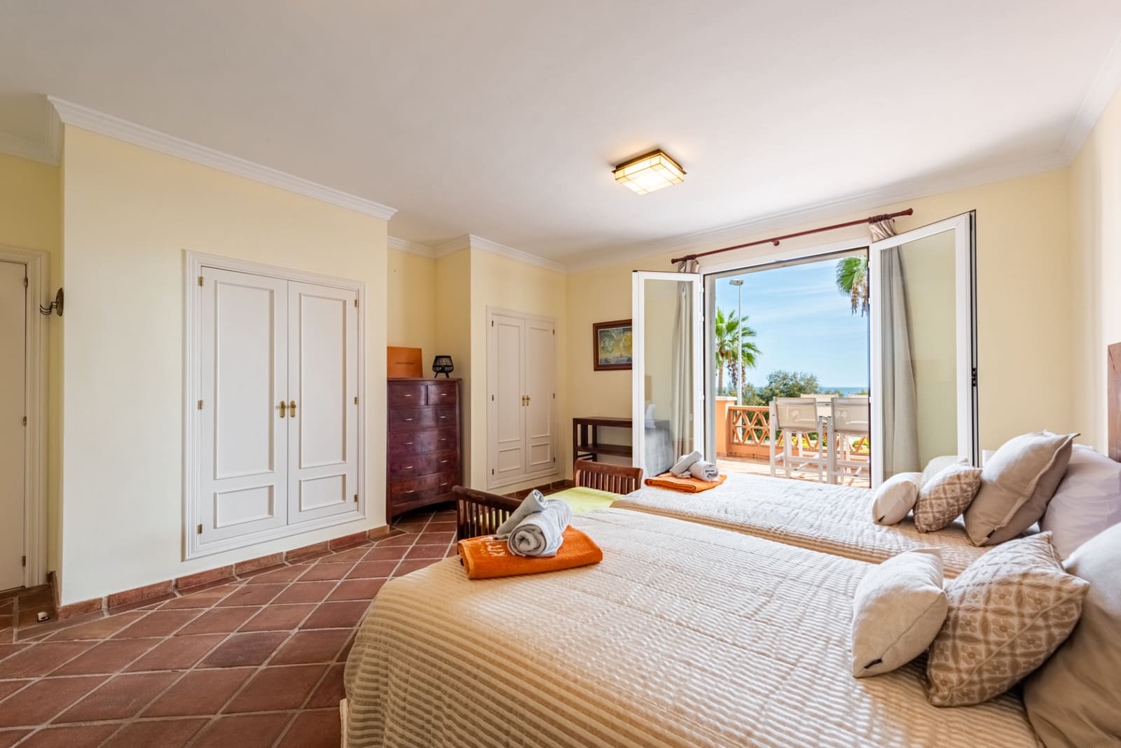 5 chambre Villa/Maison à vendre à Casares avec piscine - 1 595 000 € (Ref: 9705008)