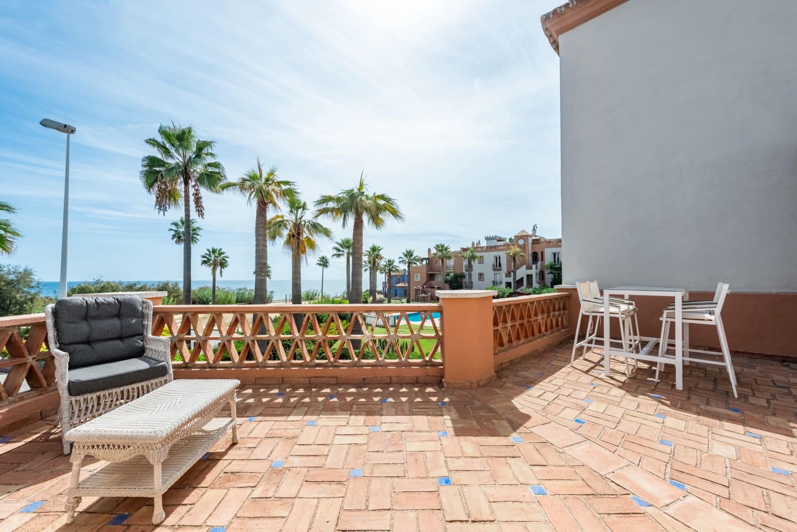 5 chambre Villa/Maison à vendre à Casares avec piscine - 1 595 000 € (Ref: 9705008)