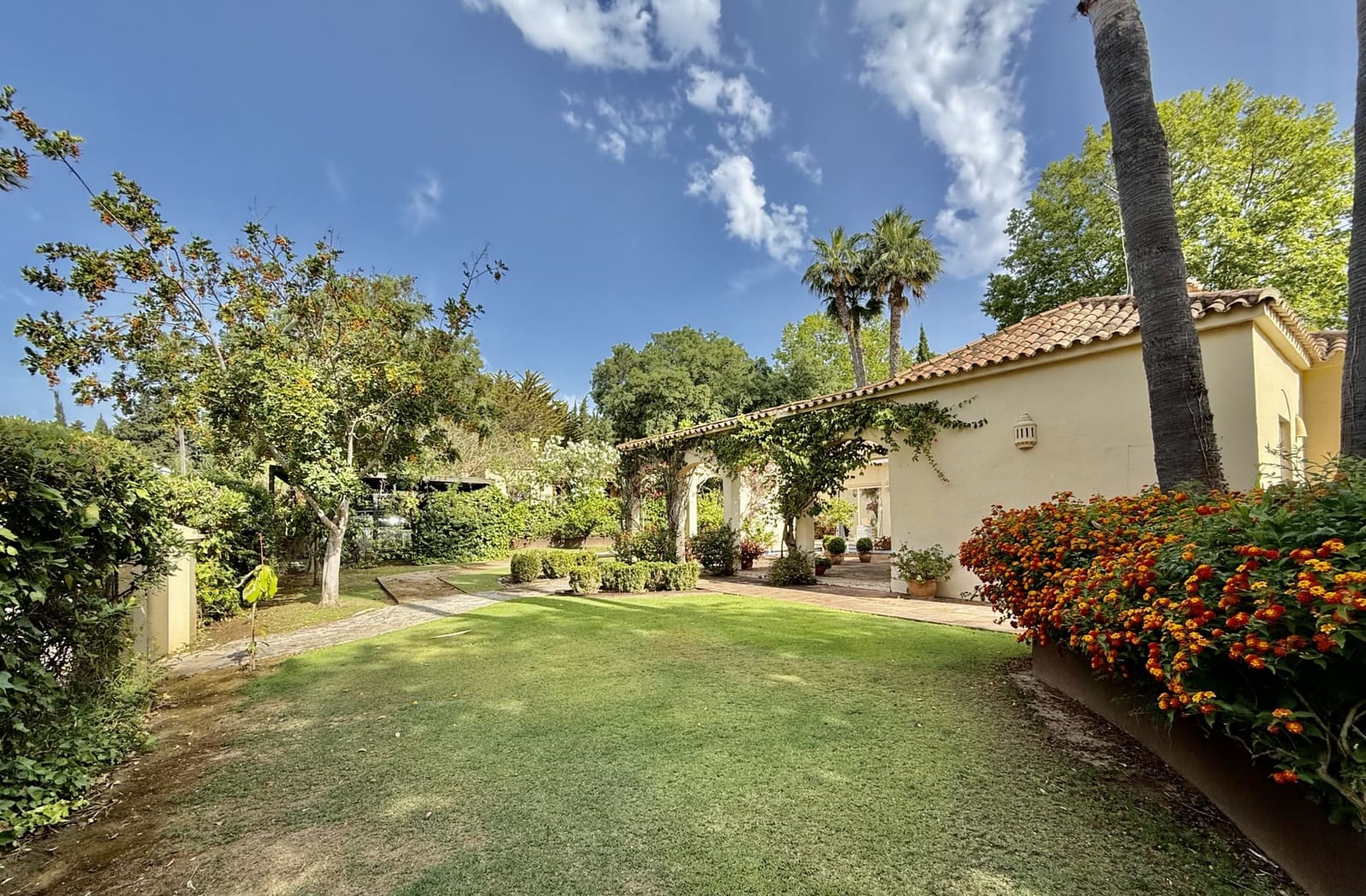 5 camera da letto Villa in vendita in Sotogrande con piscina - 995.000 € (Rif: 9705010)