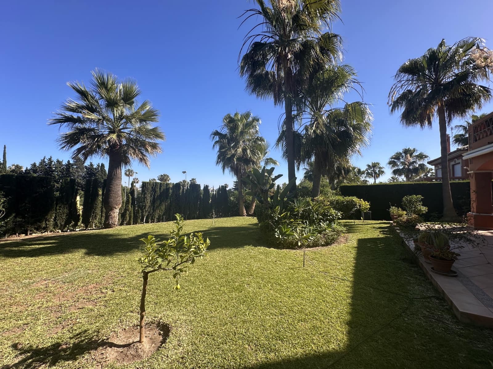 3 chambre Villa/Maison à vendre à Estepona avec piscine - 730 000 € (Ref: 9705013)