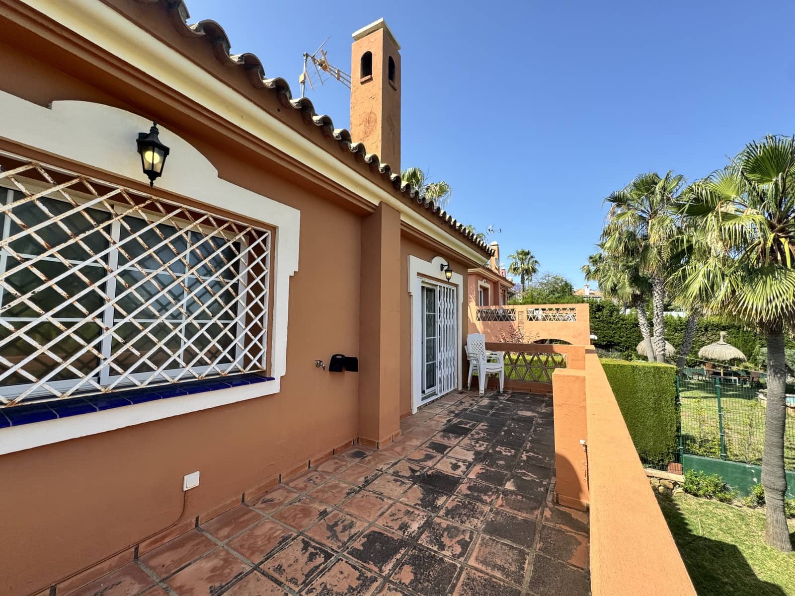 3 chambre Villa/Maison à vendre à Estepona avec piscine - 730 000 € (Ref: 9705013)