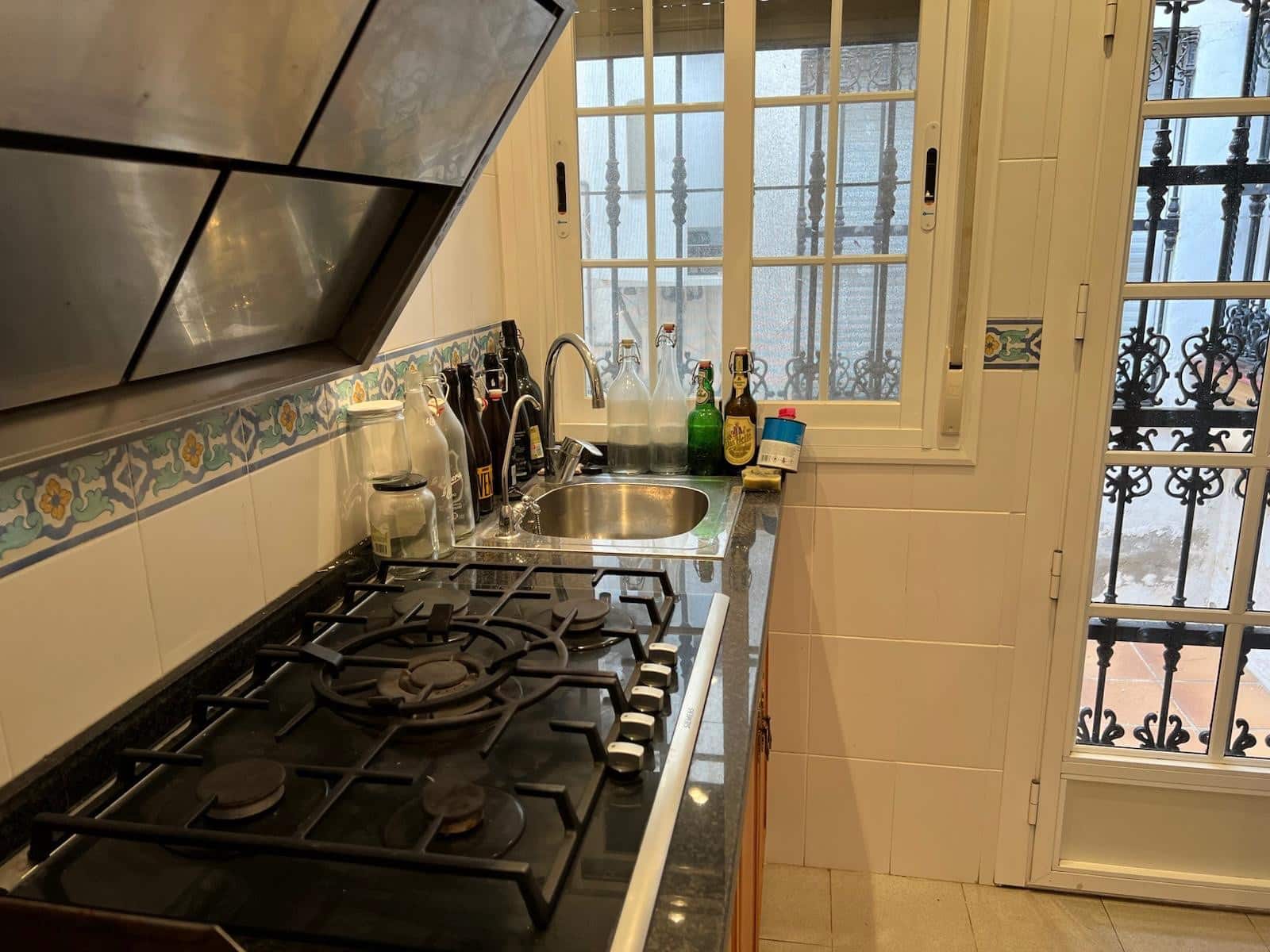 4 bedroom Villa for sale in Nueva Andalucia with pool - € 835,000 (Ref: 9705014)