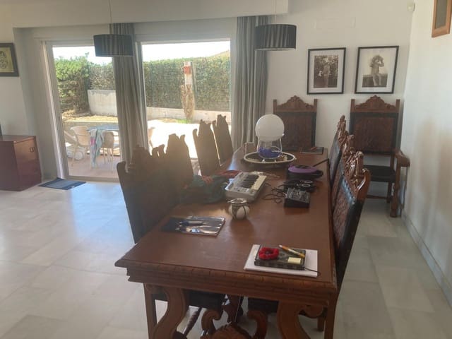 5 Zimmer Haus zu verkaufen in Centro, Estepona mit Pool - 1.755.000 € (Ref: 9705018)